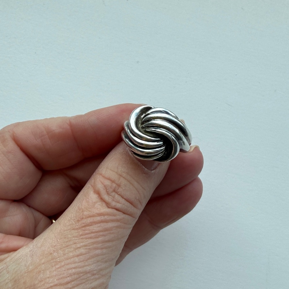 Chunky Silver Swirl Ring